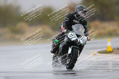 media/Mar-15-2024-Apex Assassins-CVMA (Fri) [[54f5cf1734]]/Racer 4 -Trackday 1/Session 2/
